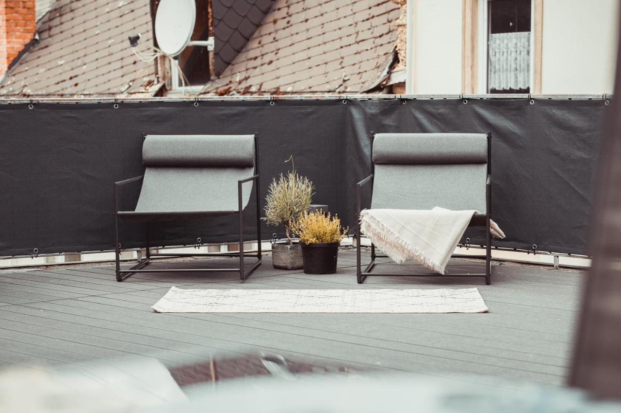Exklusive Ferienwohnung An Der Mosel - Top Ausstattung - Dachterrasse - E-Ladestation - Netflix Senheim Exterior foto